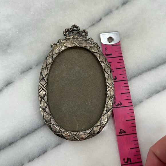 Rare Antique Sterling Silver 4 inch picture frame - Picture 10 of 11